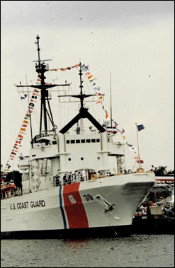 Photo of CGC ALEX HALEY (WMEC 39) Docked